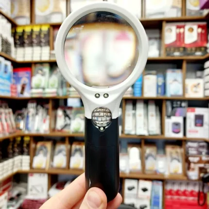 Loupe avec lumière modèle 6902AB